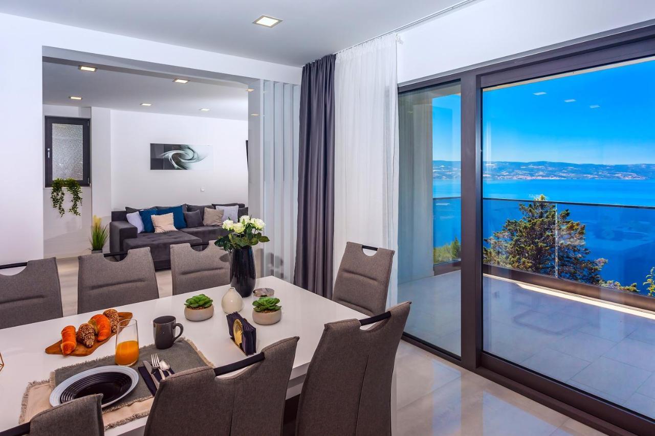 Villa Belvedere With Heated Pool, Billiards, Media Room, Sea Views,10 Pax Omiš Esterno foto
