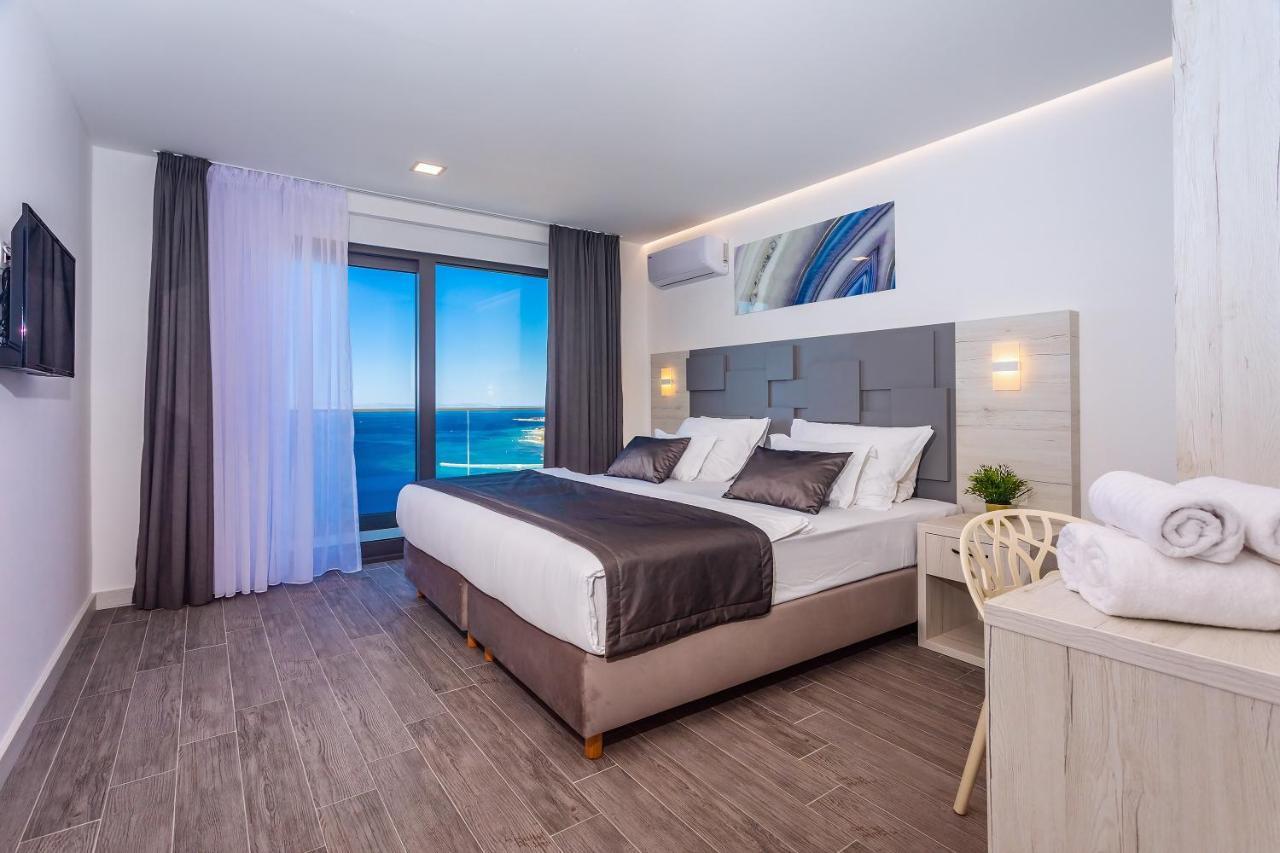 Villa Belvedere With Heated Pool, Billiards, Media Room, Sea Views,10 Pax Omiš Esterno foto
