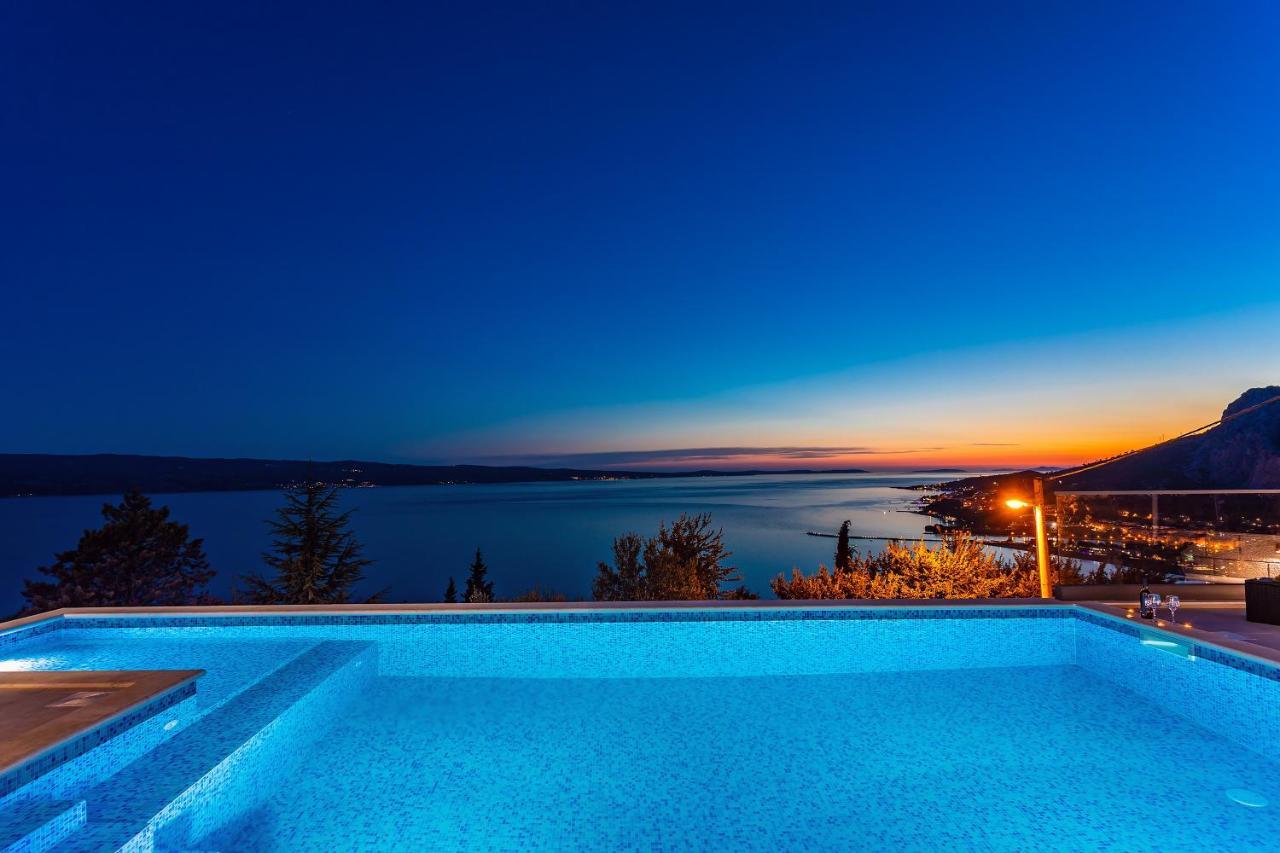 Villa Belvedere With Heated Pool, Billiards, Media Room, Sea Views,10 Pax Omiš Esterno foto