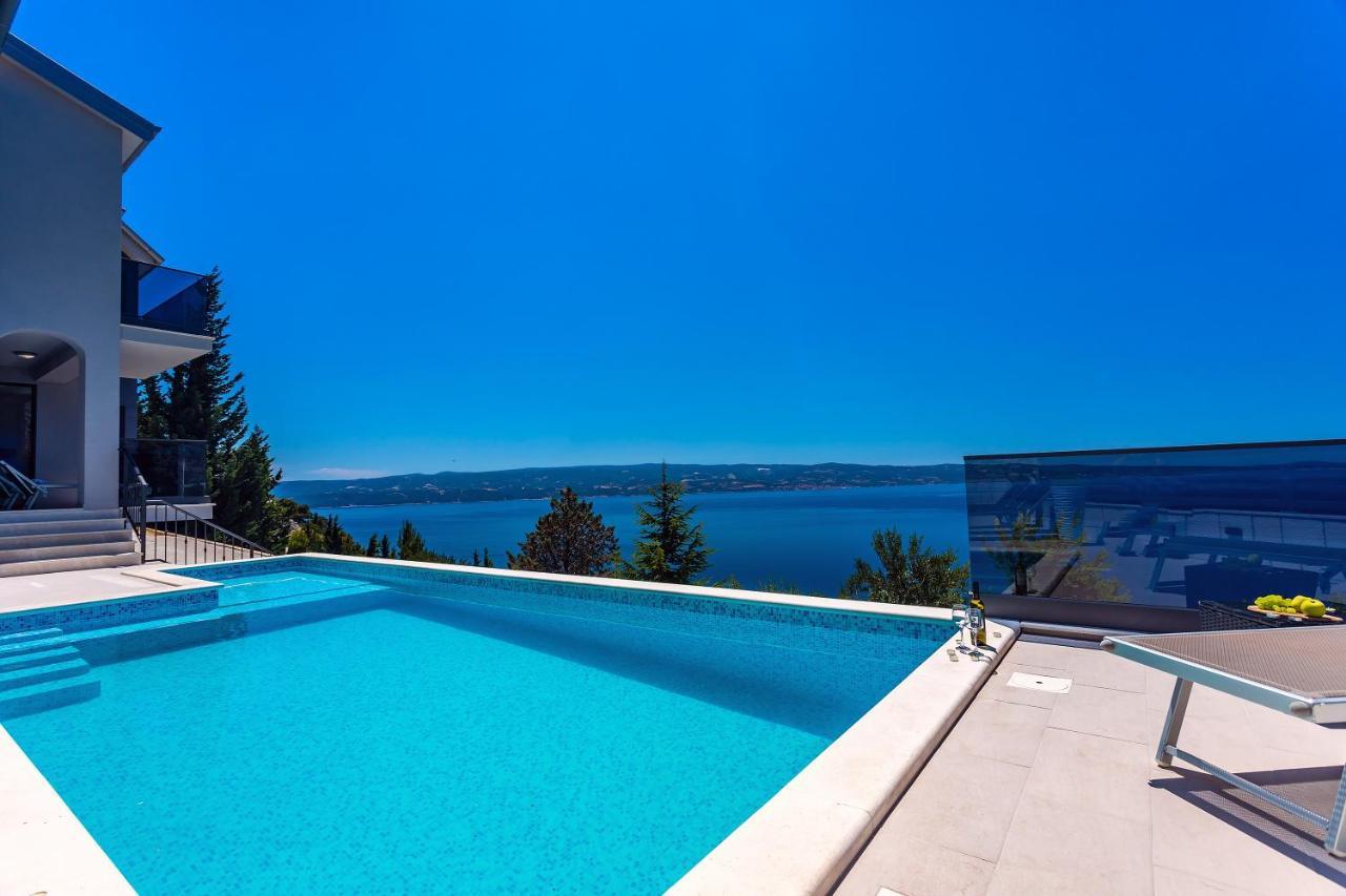 Villa Belvedere With Heated Pool, Billiards, Media Room, Sea Views,10 Pax Omiš Esterno foto