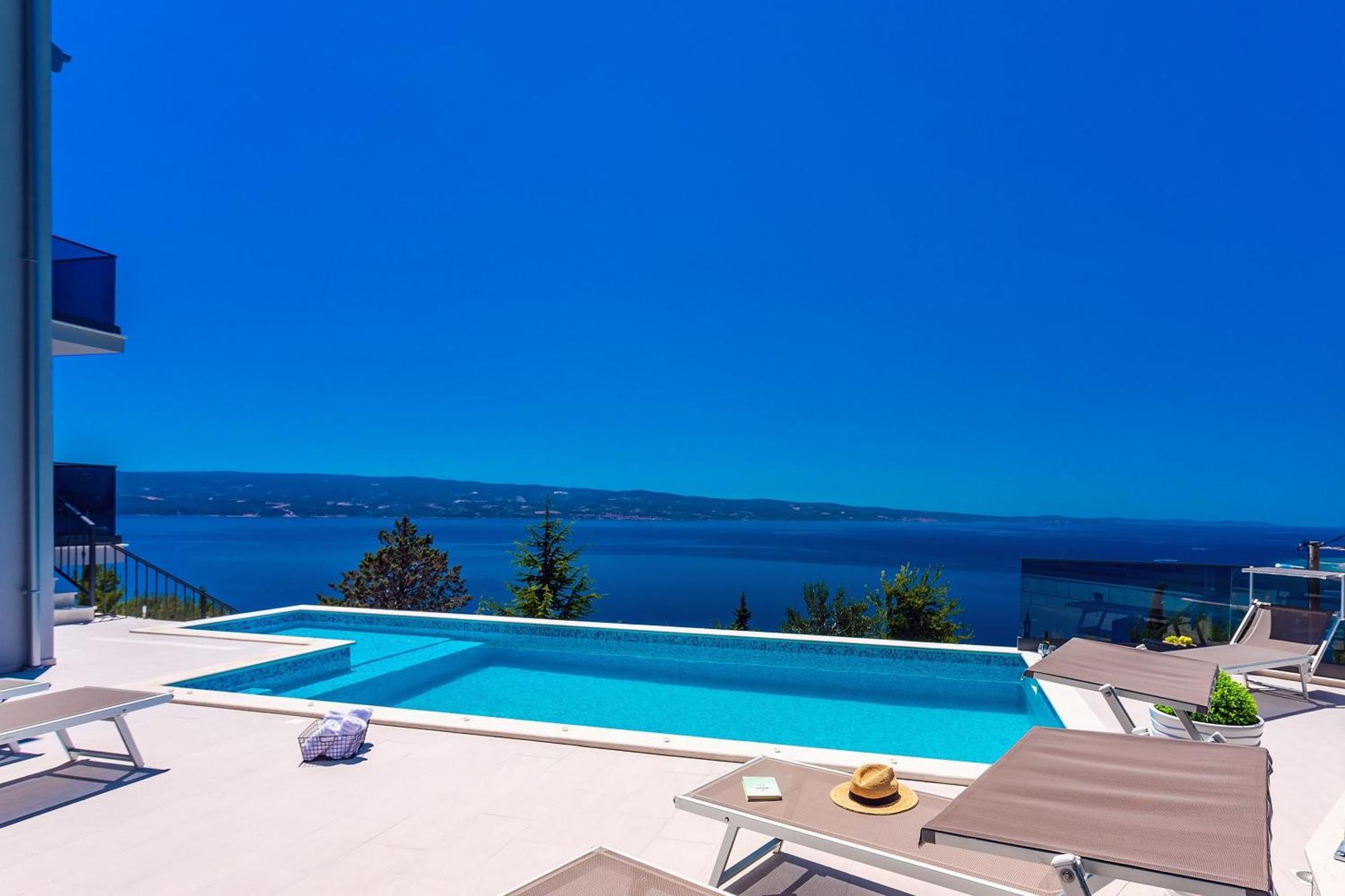 Villa Belvedere With Heated Pool, Billiards, Media Room, Sea Views,10 Pax Omiš Esterno foto